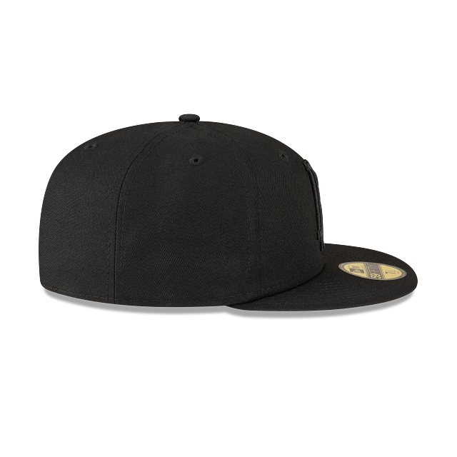 2026 World Baseball Classic Dominicana 59FIFTY Fitted Hat by New Era – Black on Black (BOB)