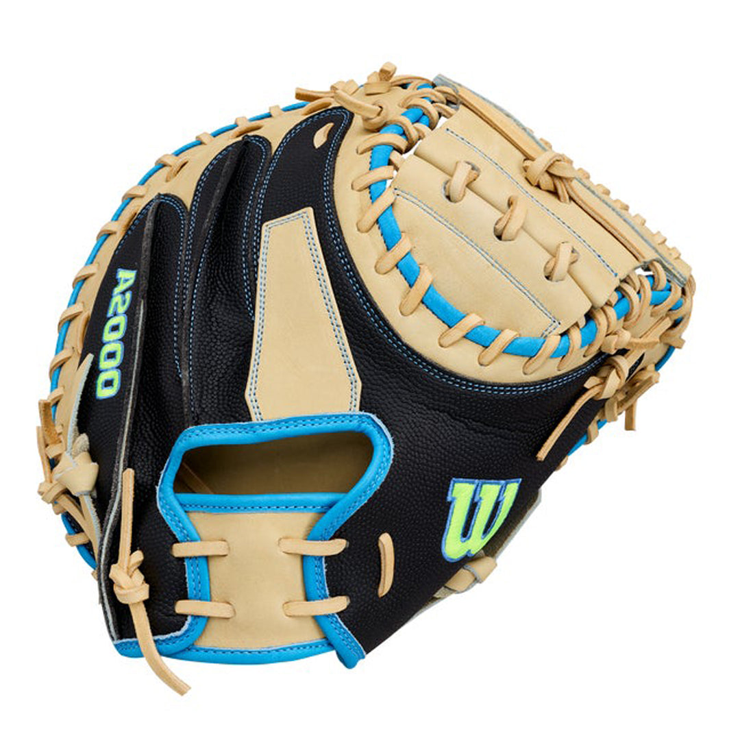 2027 Wilson A2000 M23SS 33.5 inch baseball catcher’s mitt Blonde Black Sky Blue back view