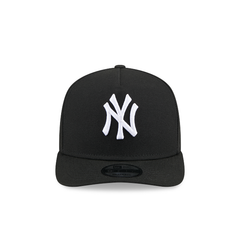 New York Yankees 950AF POLY 24187 BLKWHI Snapback