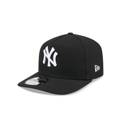 New York Yankees 950AF POLY 24187 BLKWHI Snapback