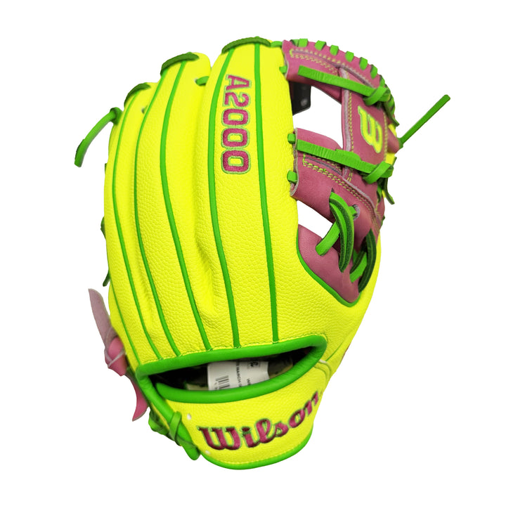 Wilson A2000 1975SS 11.75" GOTM March 2026 – Limited Edition Baseball Glove Premium Infield
