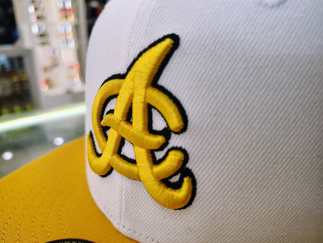 Aguilas Cibaeñas New Era 59FIFTY Fitted Hat – White/Yellow/Black