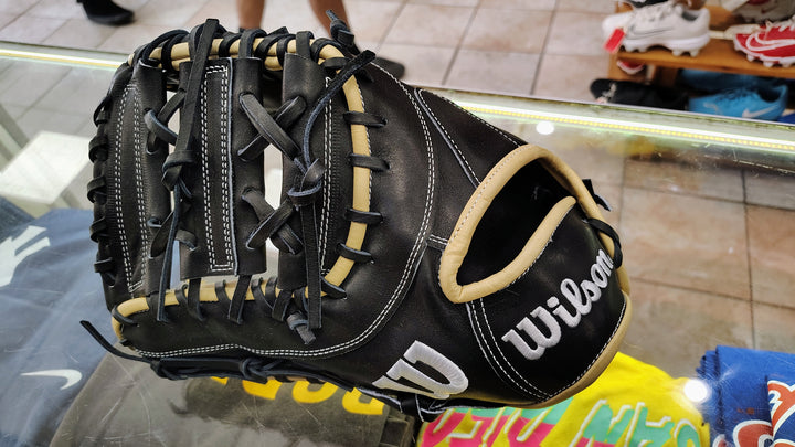 Wilson Pro Stock A2000 1617 12.5" First Base Baseball Glove - Left Hand Throw