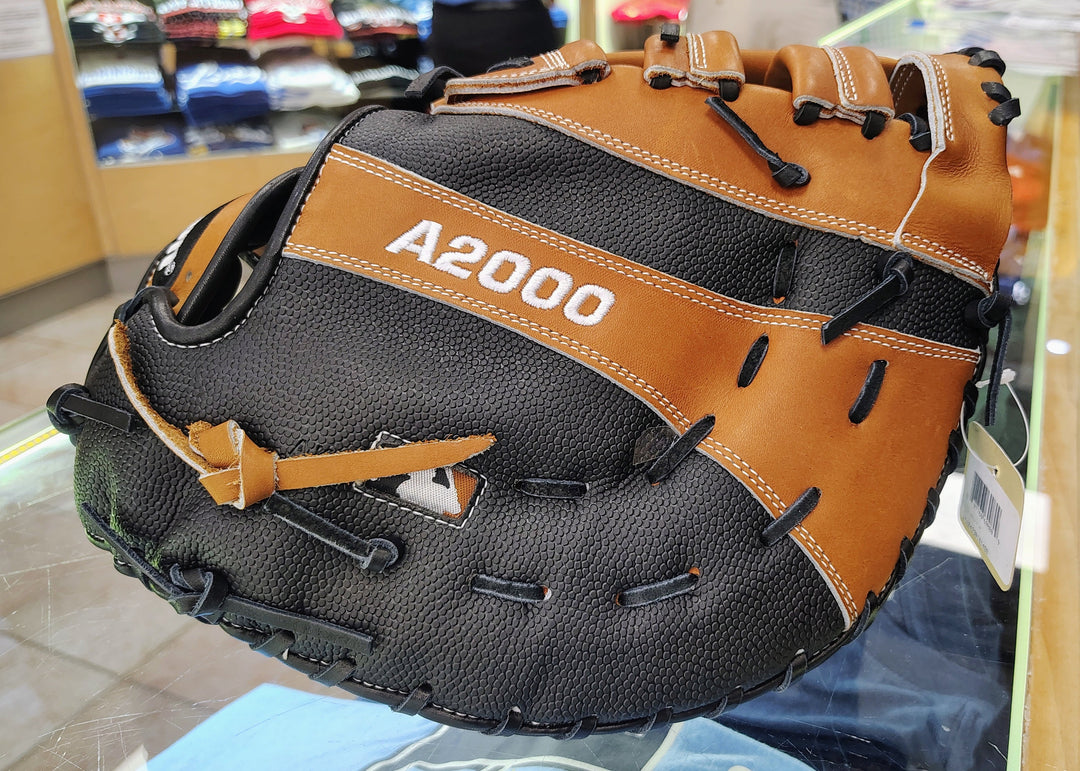 Wilson Pro Stock A2000 1614SS 12.5" First Base Baseball Glove - LHT