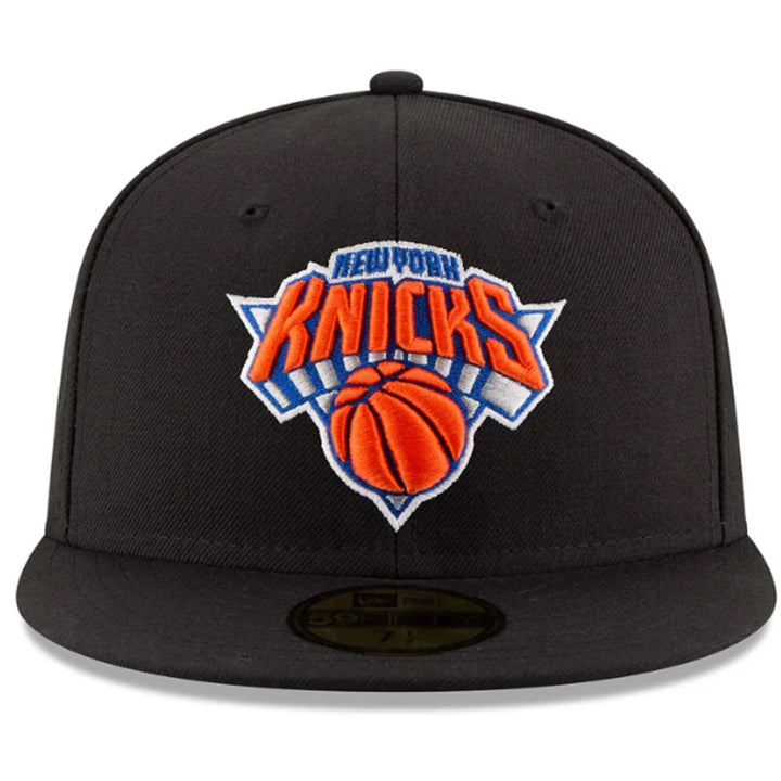 New York Knicks Team Color Alternate 59FIFTY Fitted Cap – Official NBA Fitted Hat by New Era | Black