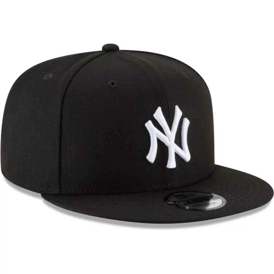 NewyorkYankeesSnapbackBlack-WhiteHat-1