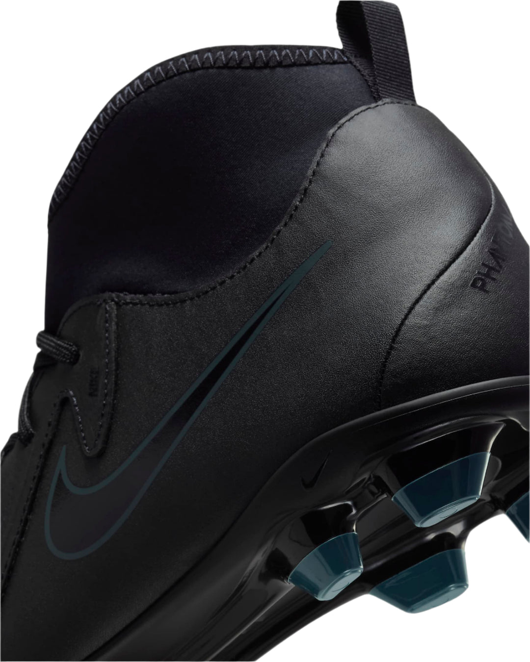 Nike Phantom Luna Club Soccer Shoes - (FJ2558)5