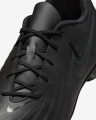 Nike Phantom GX 2 Club Soccer Shoes FJ2557