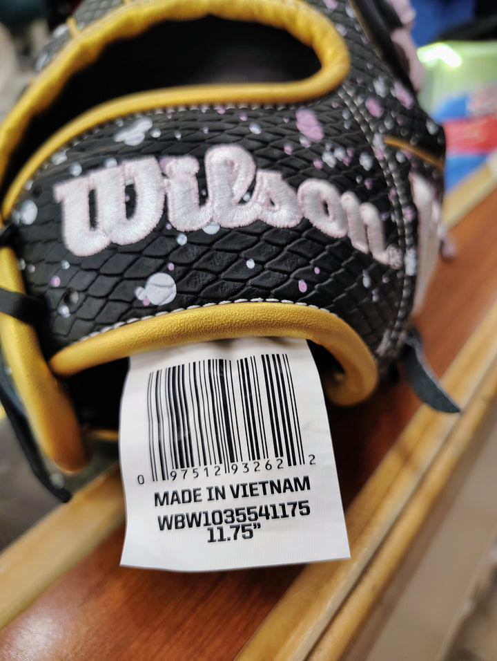 Wilson A2000 2025 T1D 1724 Limited Edition Baseball Glove 11.75" – Lavender SuperSnakeSkin