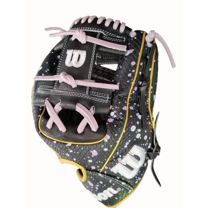Wilson A2000 2025 T1D 1724 Limited Edition Baseball Glove 11.75" – Lavender SuperSnakeSkin