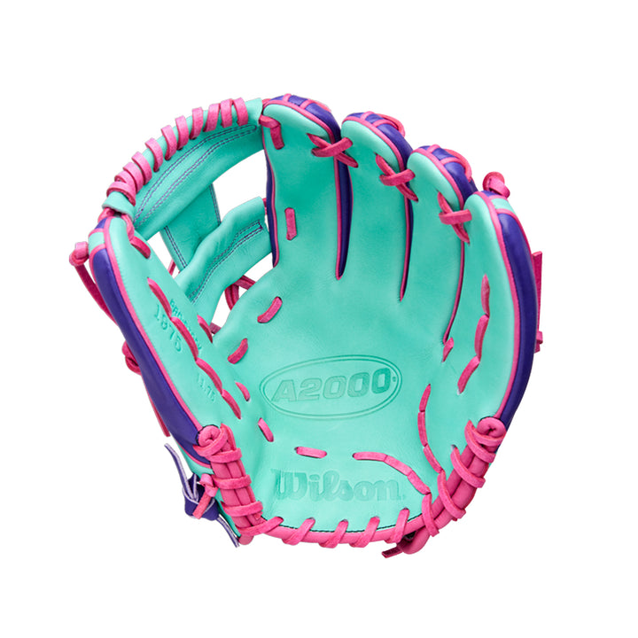 Wilson 2025 OMAHA A2000 1975 GRAFFITI 2.0 11.75" Infield Glove1