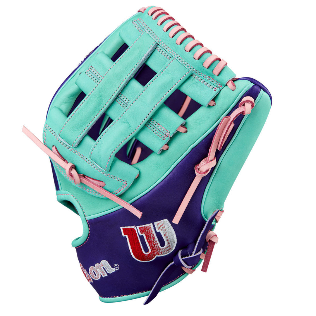 Wilson 2025 Winter A2K® DW5 12” Infield Baseball Glove2