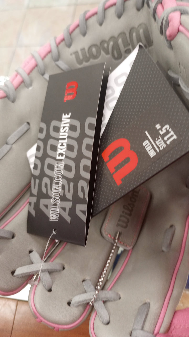 Wilson A2000 1786 11.5" Infield Baseball Glove - Gray/Pink - Right Hand Thrower5