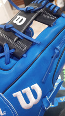 Wilson A2000 1786 11.5" Infield Baseball Glove - Royal/Black - Right Hand Thrower3