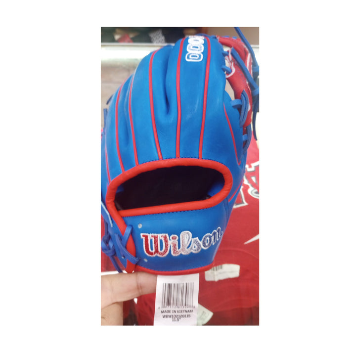 Wilson A2000 1786 11.5" Infield Baseball Glove - Royal/Red - Right Hand Thrower3