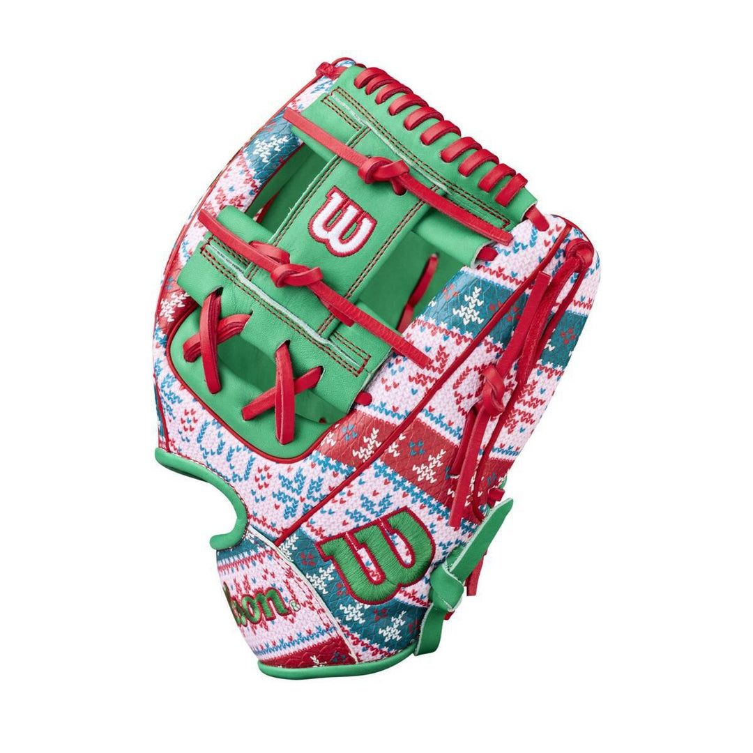 Wilson A2000 1975 11.75" GOTM – December 2025_3