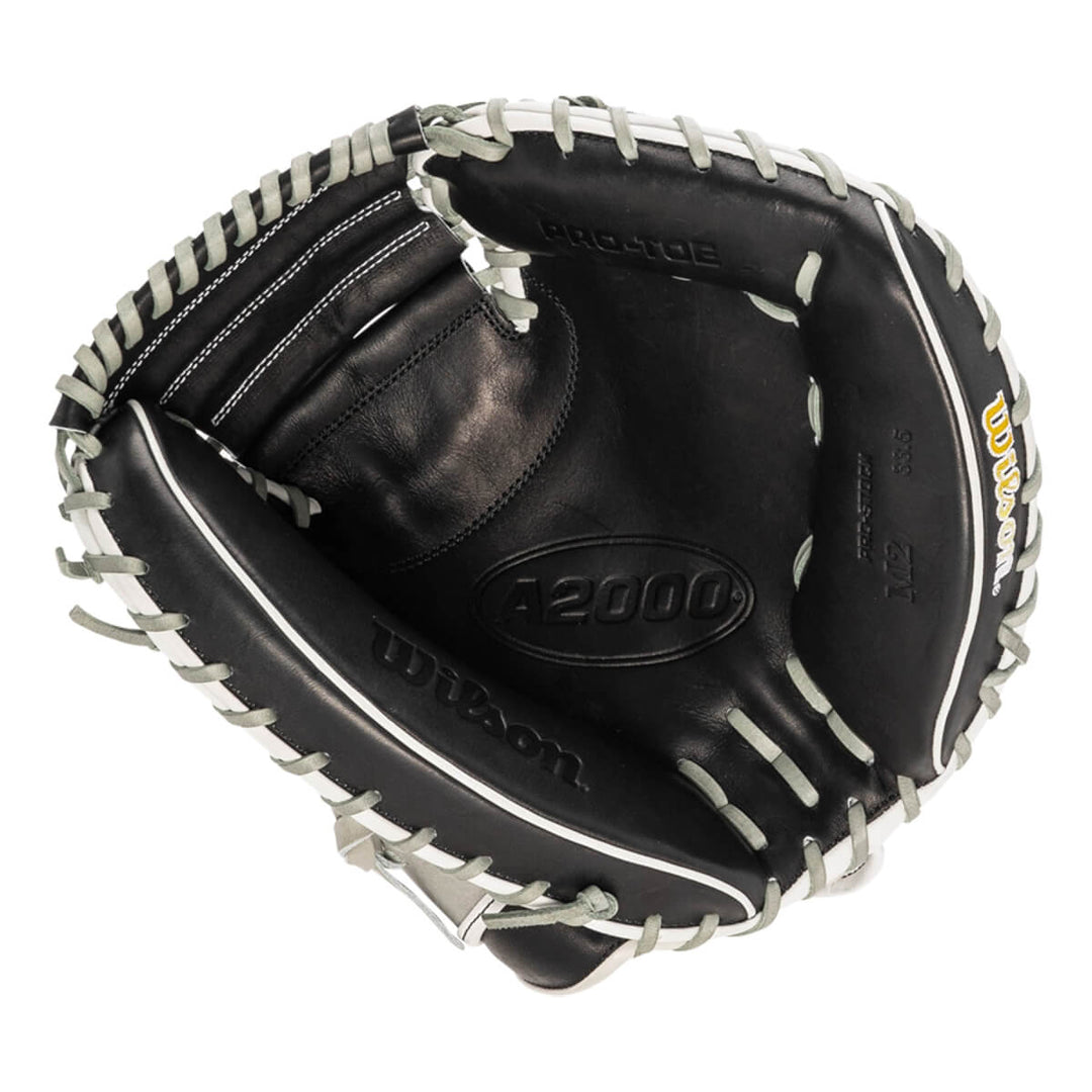 Wilson A2000 M2 33.5" Catcher's Mitt - Black/Gray4
