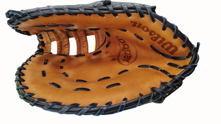 Wilson Pro Stock A2000 1614SS 12.5" First Base Baseball Glove - Left hand throw, and into side