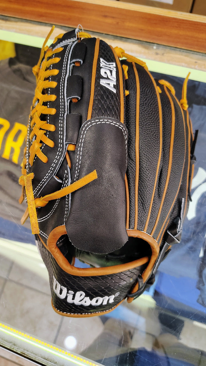 Wilson Pro Stock A2K D33 11.75" Infield Baseball Glove - LHT2