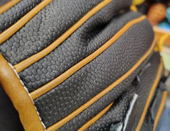Wilson Pro Stock A2K D33 11.75" Infield Baseball Glove - LHT3-LHT4
