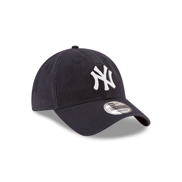 New Era New York Yankees Core Classic 2.0 Adjustable Hat | MLB Dad Cap