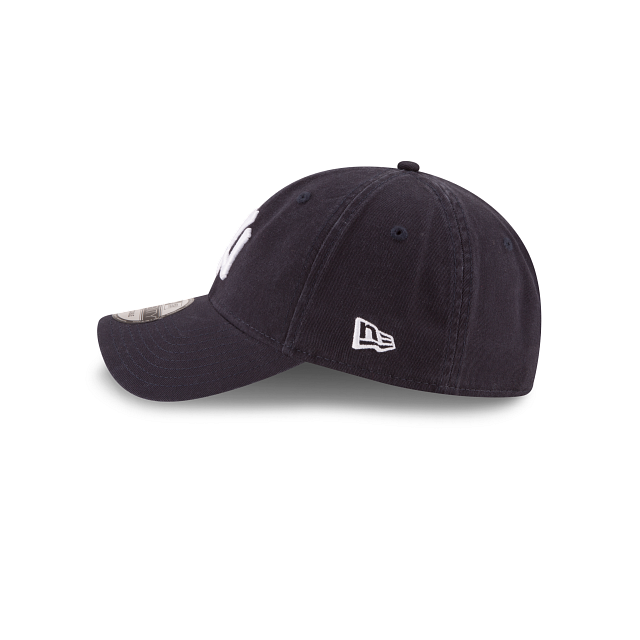 New Era New York Yankees Core Classic 2.0 Adjustable Hat | MLB Dad Cap