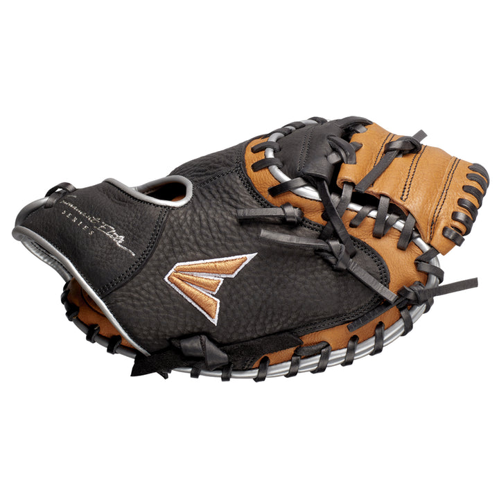 Easton Tournament Elite catcher mitt side detail