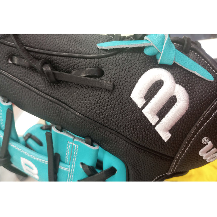 Wilson A2000 1786SS 11.5" Infield Baseball Glove - Black/Teal - Right Hand Thrower
