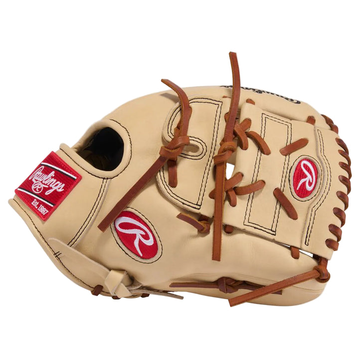 Rawlings Heart of the Hide utility glove web detail