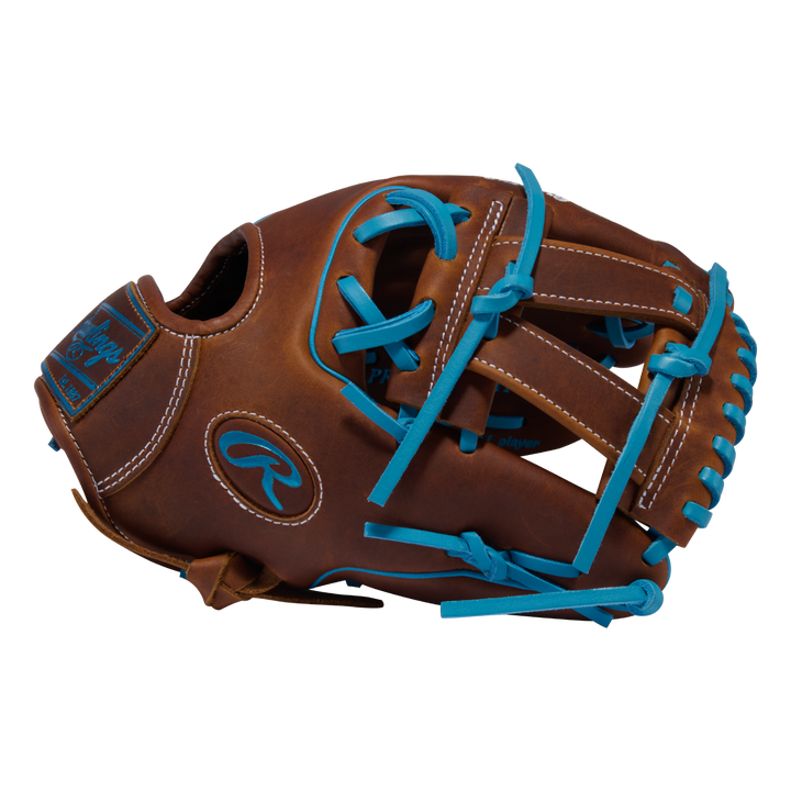 Rawlings Heart of the Hide PROR2174-7TI 11.5-inch baseball glove open web close-up