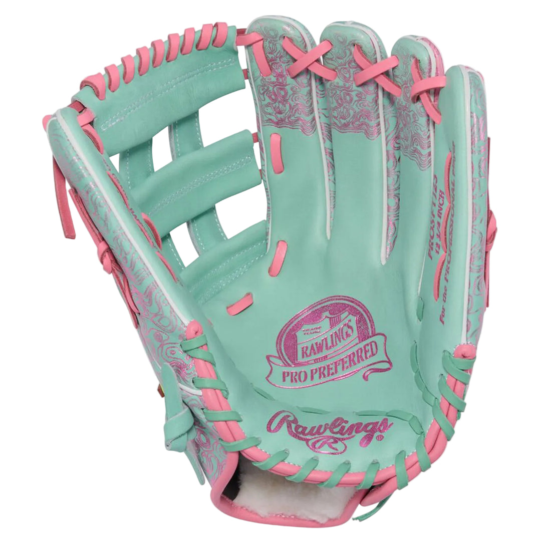 Rawlings 12.75-inch Pro Preferred baseball glove pocket detail