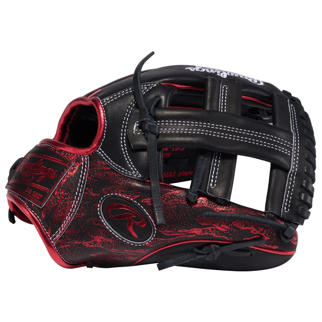 Rawlings Heart of the Hide web detail baseball glove