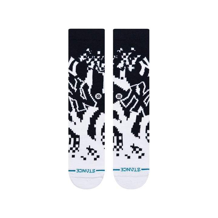 Front view of Stance New York Yankees Pixel crew socks