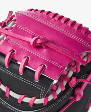 wilson-a2k-m23-33-5-inch-catchers-mitt-navy-pink-white right side lose up