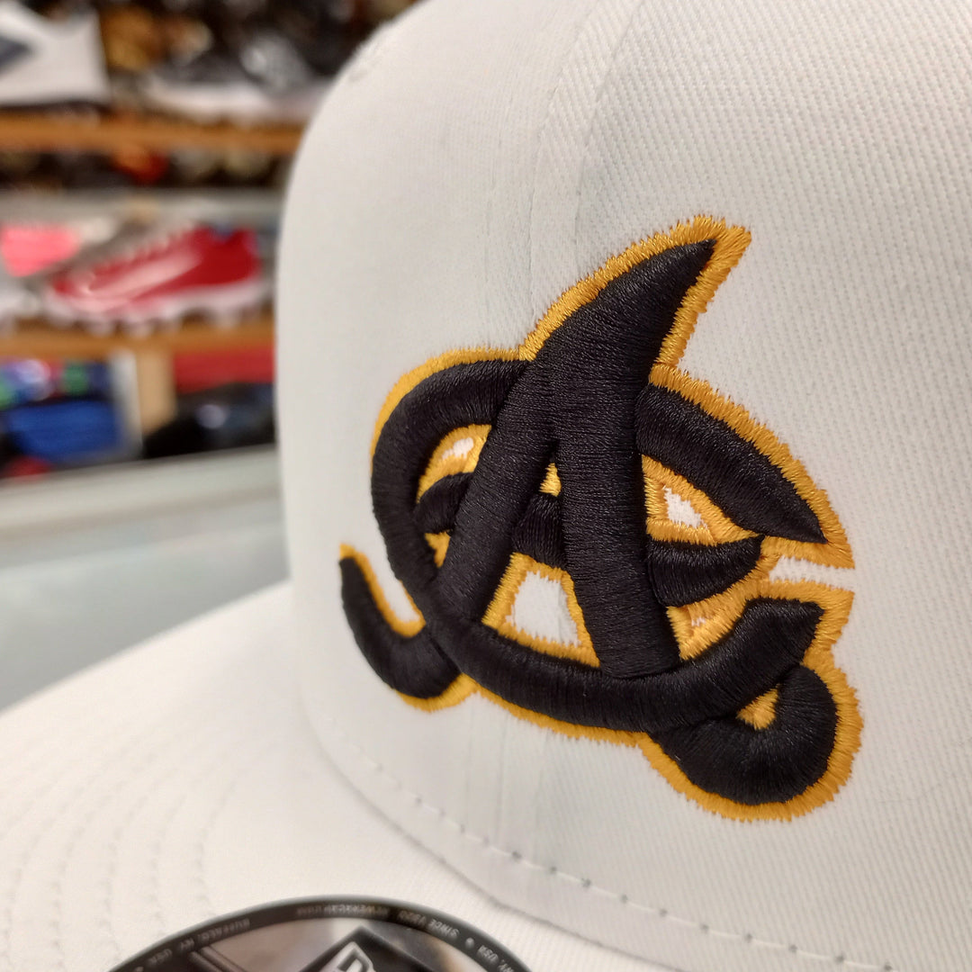 Aguilas Cibaeñas New Era SnapBack Black Logo white Hat1