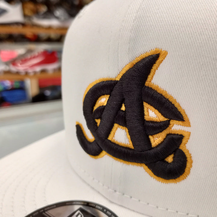 Aguilas Cibaeñas New Era SnapBack Black Logo white Hat1