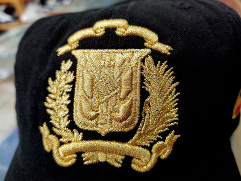 Escudo Republica Dominicana - Dominican Shield Black/Metallic Gold Color Dad Hat
