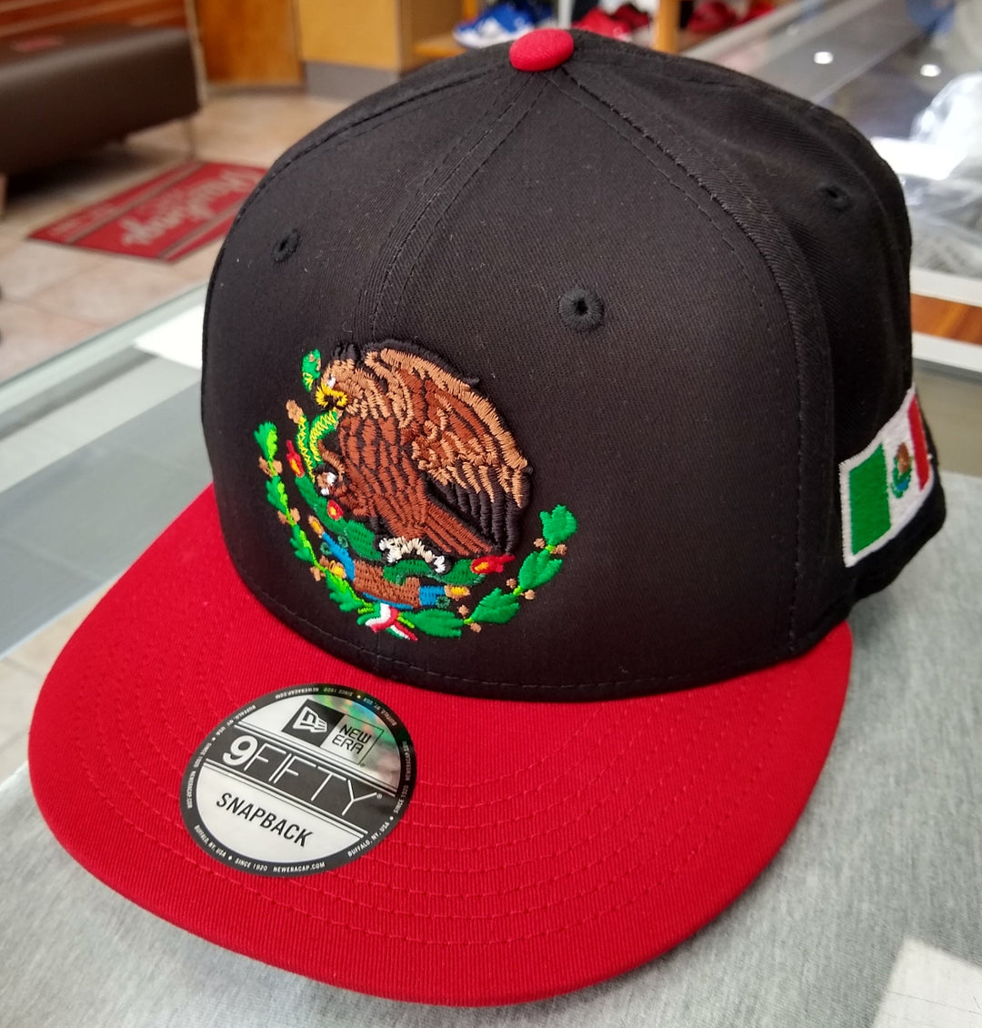 Embroidered Shield and flag SnapBack Mexico Black - Red Hat6