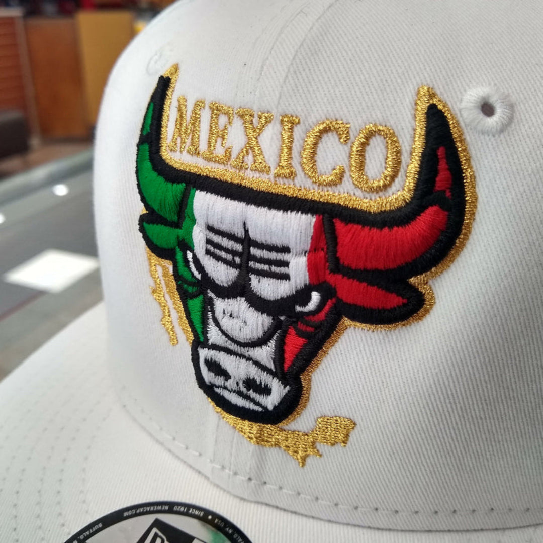 New Era Embroidered SnapBack Mexican Bull logo White Hat1