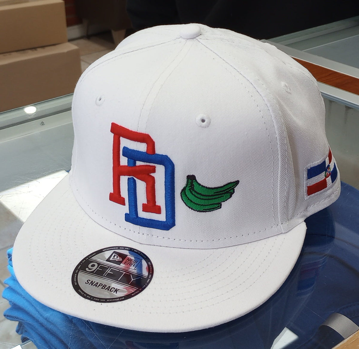New Era SnapBack White Cap - RD Platano Power – Peligro Sports