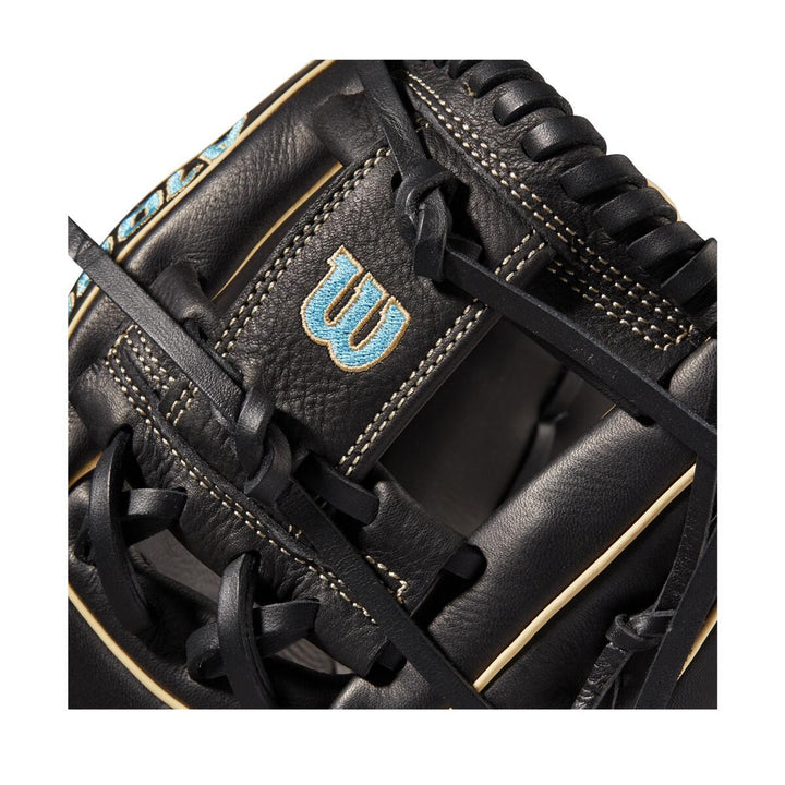 Wilson A1000 DP15 11.5" Infield Baseball RHT Glove - WTA10RB22DP15